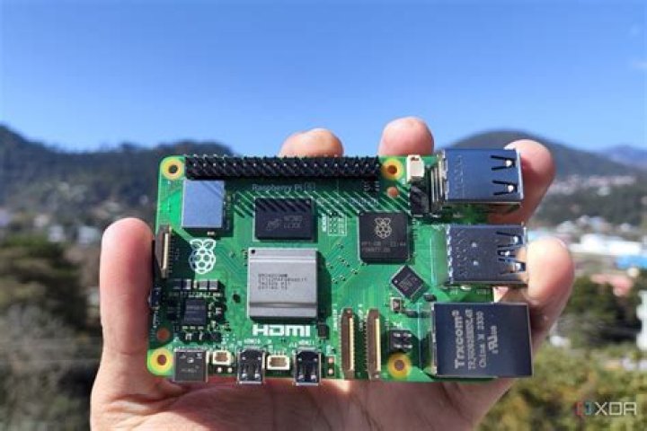 Can I host a 12 player tekkit server on a Raspberry Pi Model B with 80Mbps up/down internet?