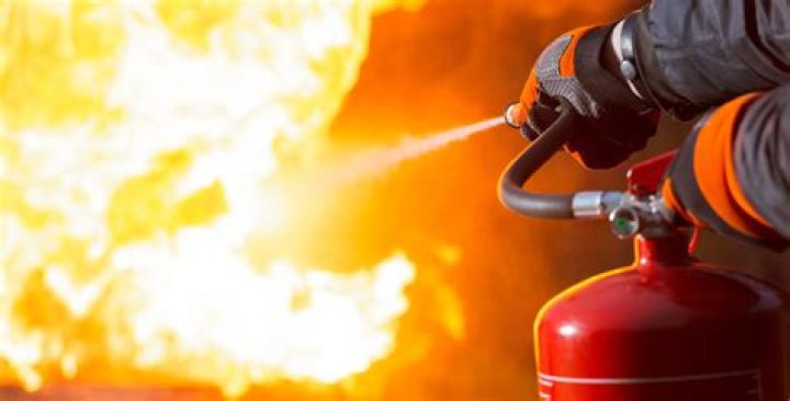 Do Engi extinguish fires faster?