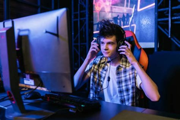 Do you earn less XP per character with a larger party?