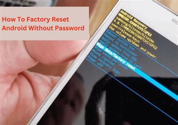 How can I ensure my Minecraft worlds are safe before doing a factory reset of my phone?