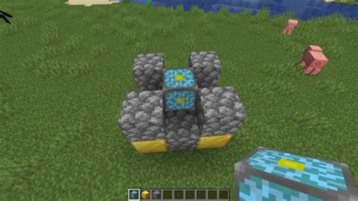 How do I obtain a nether reactor core in Minecraft Pocket Edition?