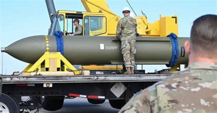 Is the Cyber Buster effective against aircraft and tanks?